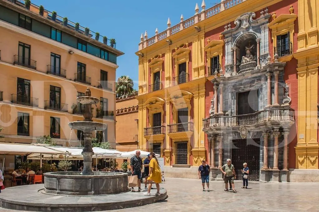 Chic Intimate Studio In The Heart Of Malaga By Rems Spain