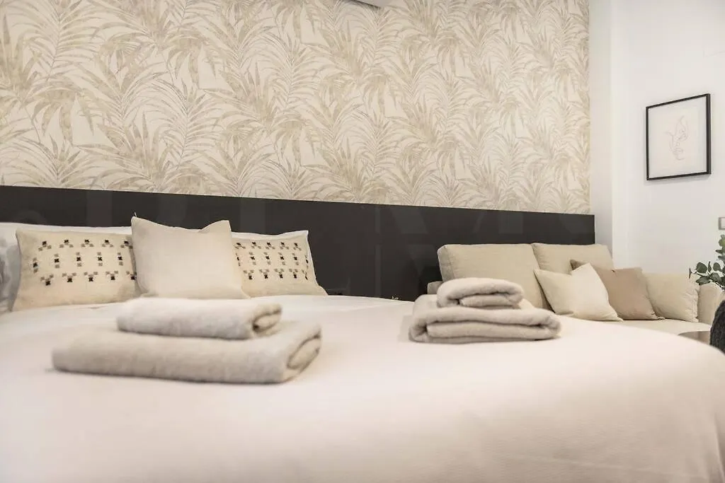 Chic Intimate Studio In The Heart Of Malaga By Rems Apartament