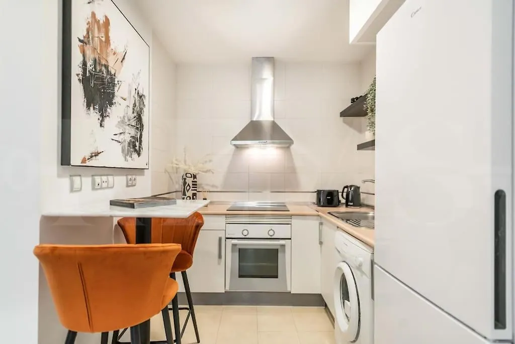Chic Intimate Studio In The Heart Of Malaga By Rems 0*,  İspanya