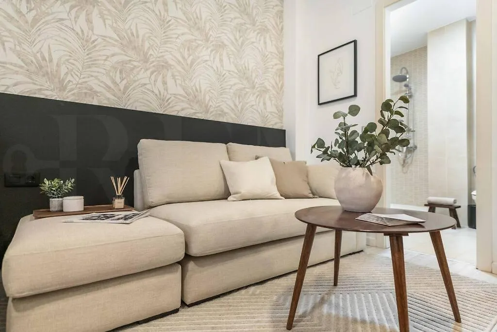 Chic Intimate Studio In The Heart Of Malaga By Rems 0*,  İspanya